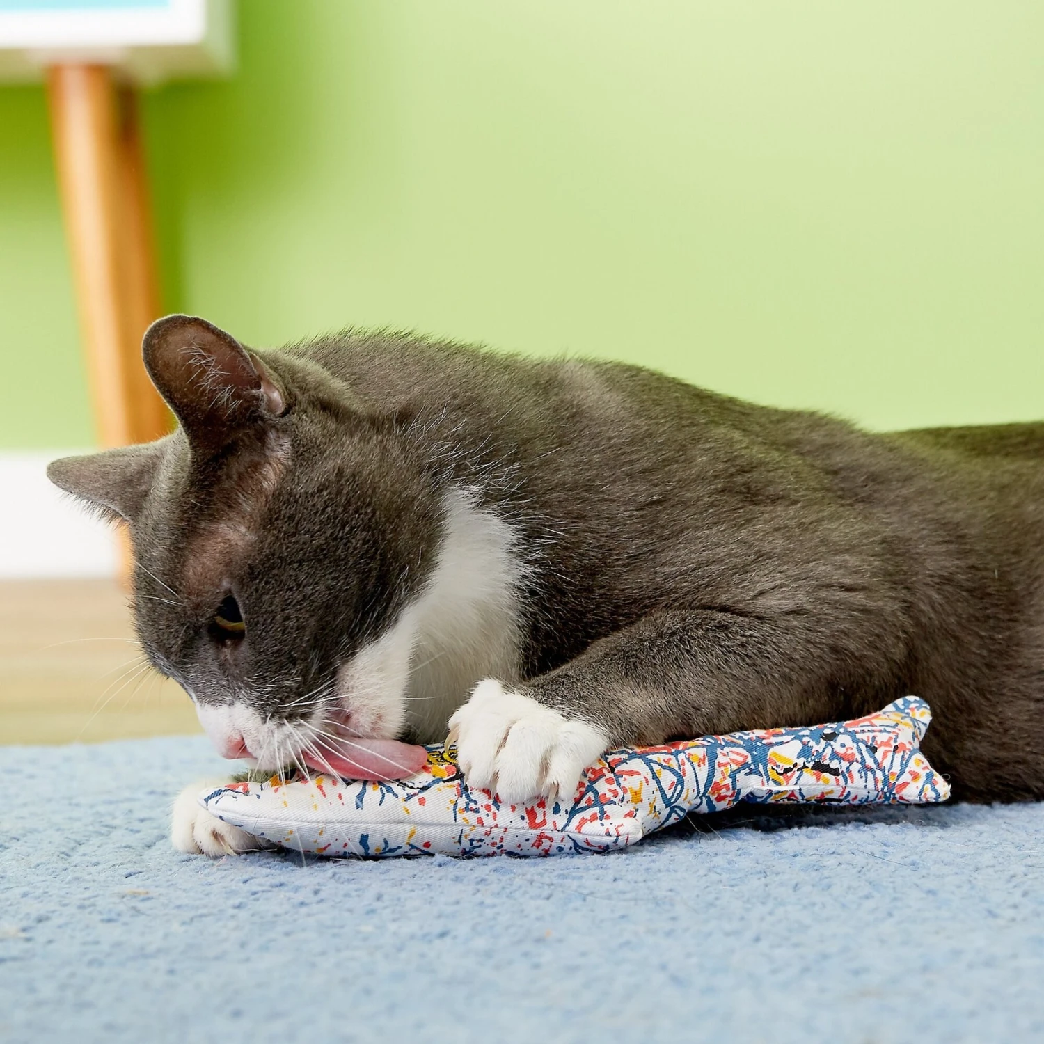 Yeowww! Catnip Pollock Fish Cat Toy 2 Yeowww! Catnip Pollock Fish Cat Toy - Image 2